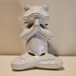 Ceramic Frog Figurine in Glossy White